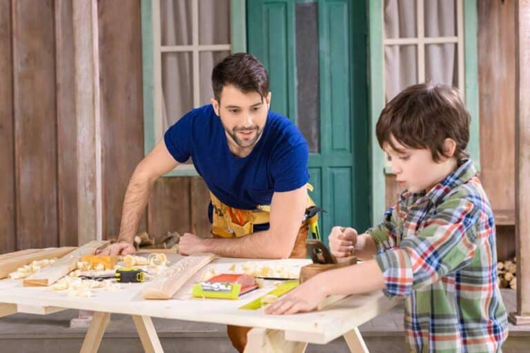 Mehr über den Artikel erfahren Kinder Hobel