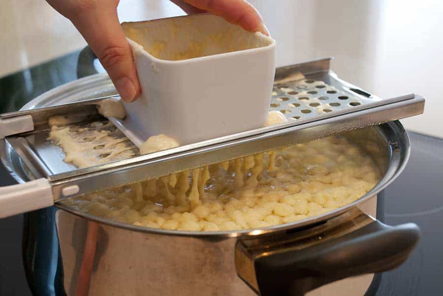 Du betrachtest gerade Spätzle Hobel